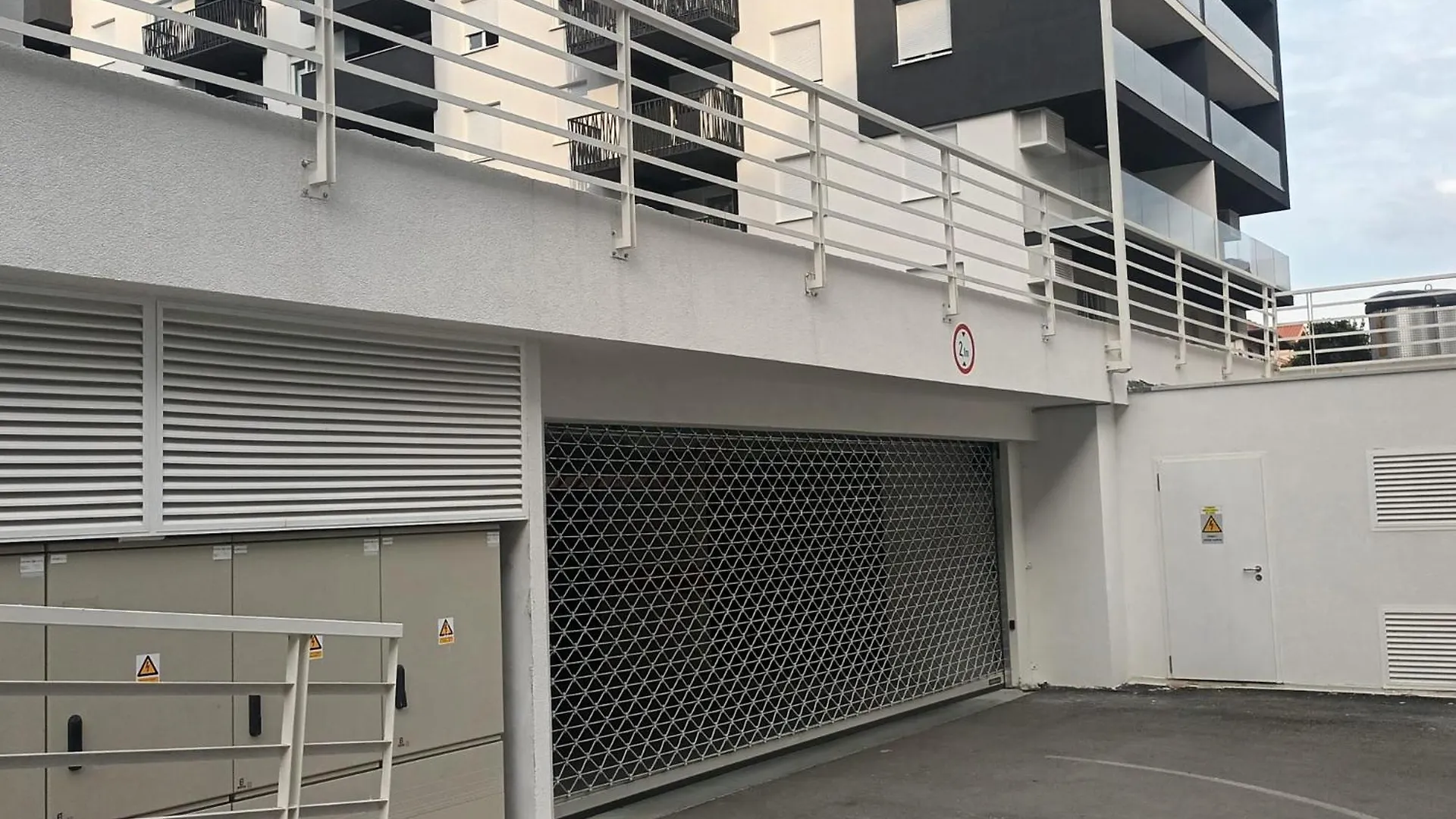 Apartments Zara With Garage Parking Space 0*, Zadar Croatia