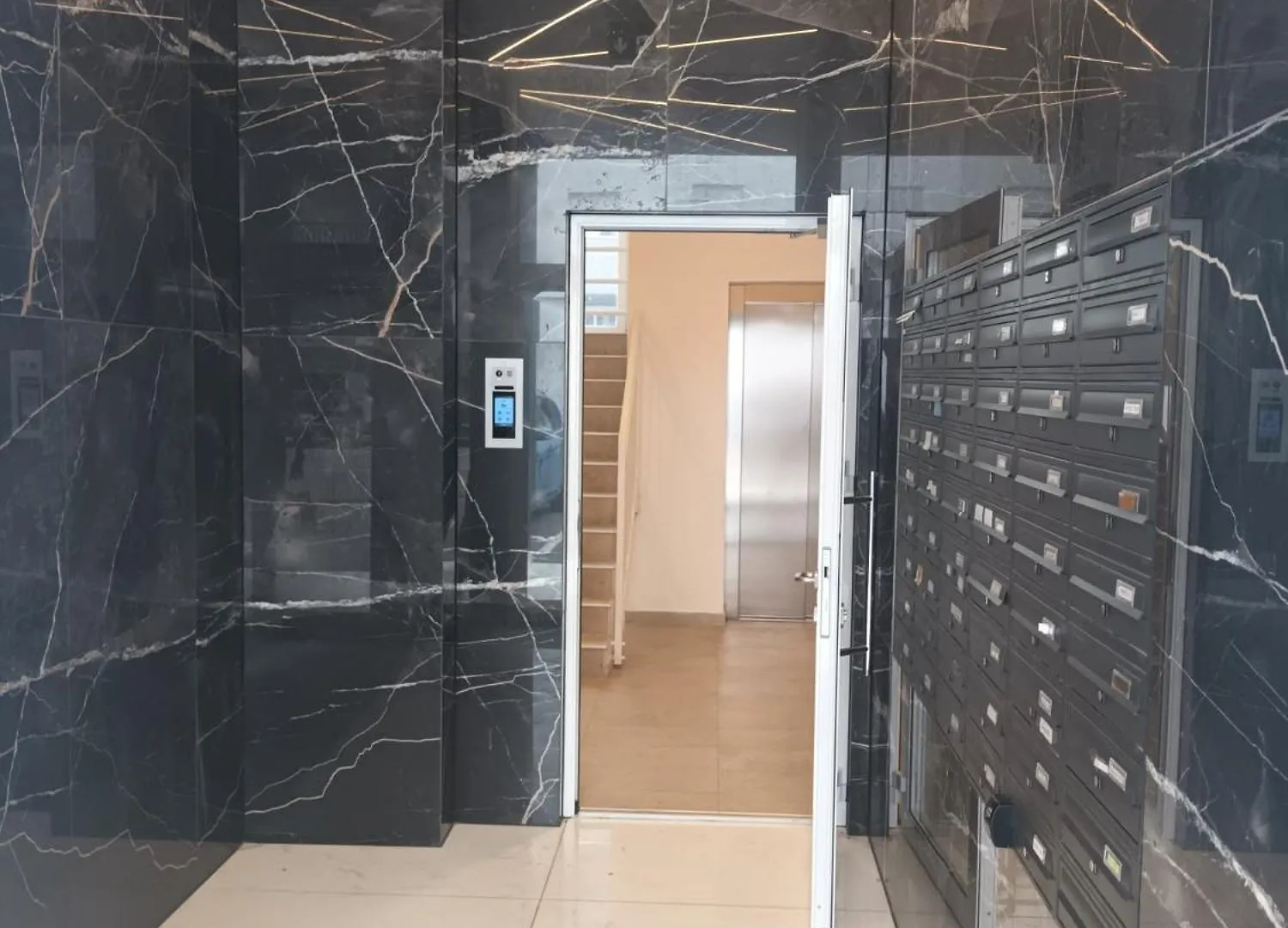 Apartments Zara With Garage Parking Space Zadar